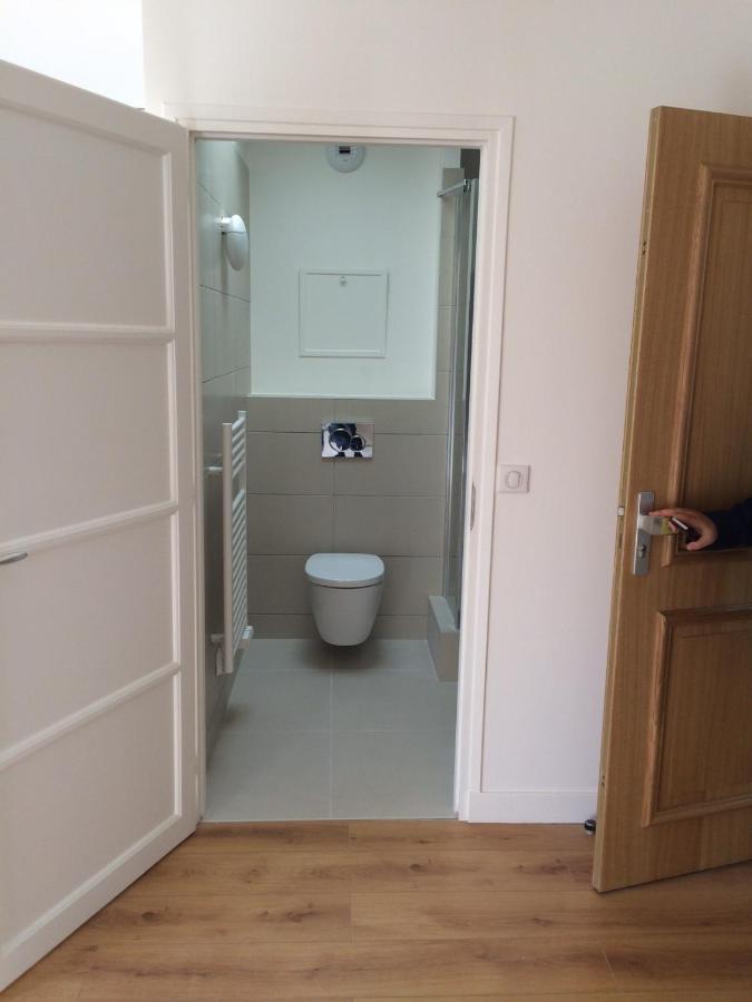Le Studio Versaillais Apartment Versailles Exterior foto