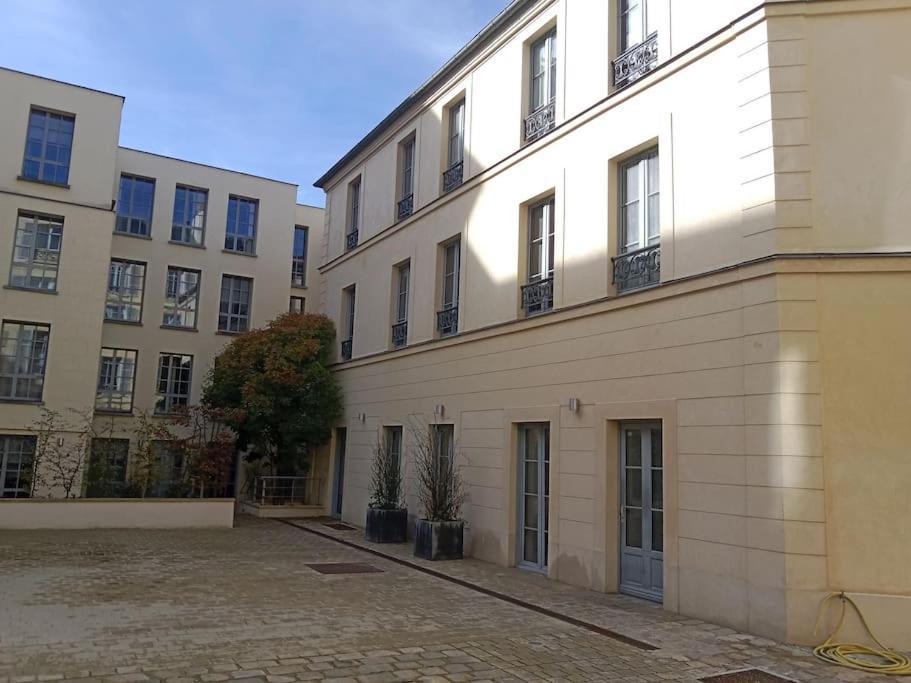 Le Studio Versaillais Apartment Versailles Exterior foto